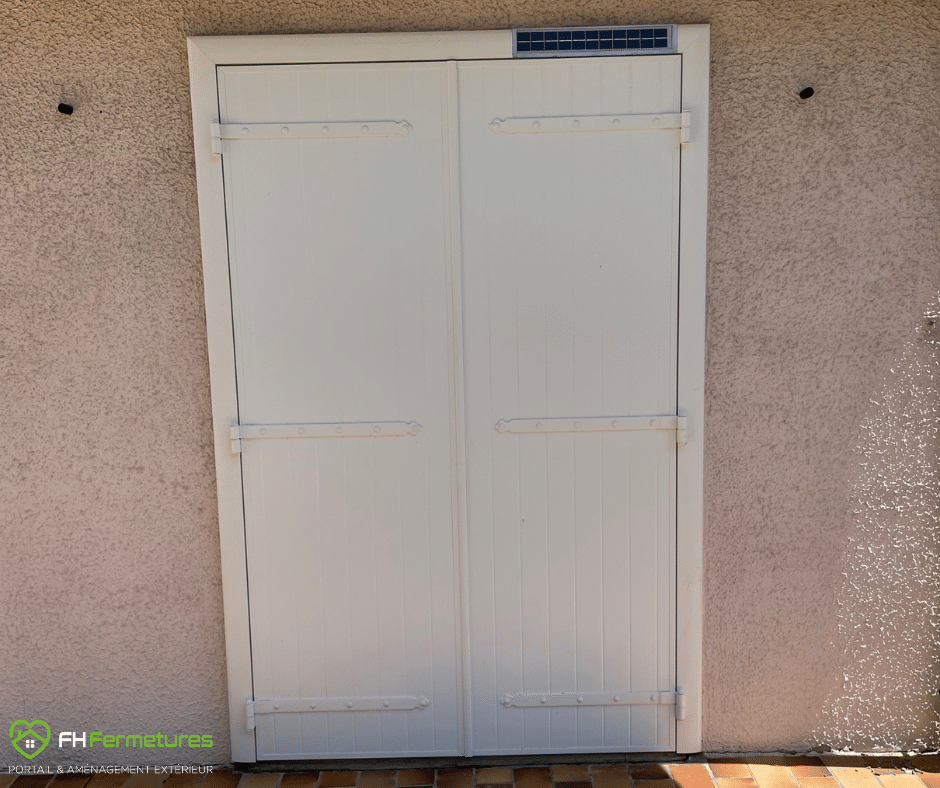 Volets battants motorisation solaire