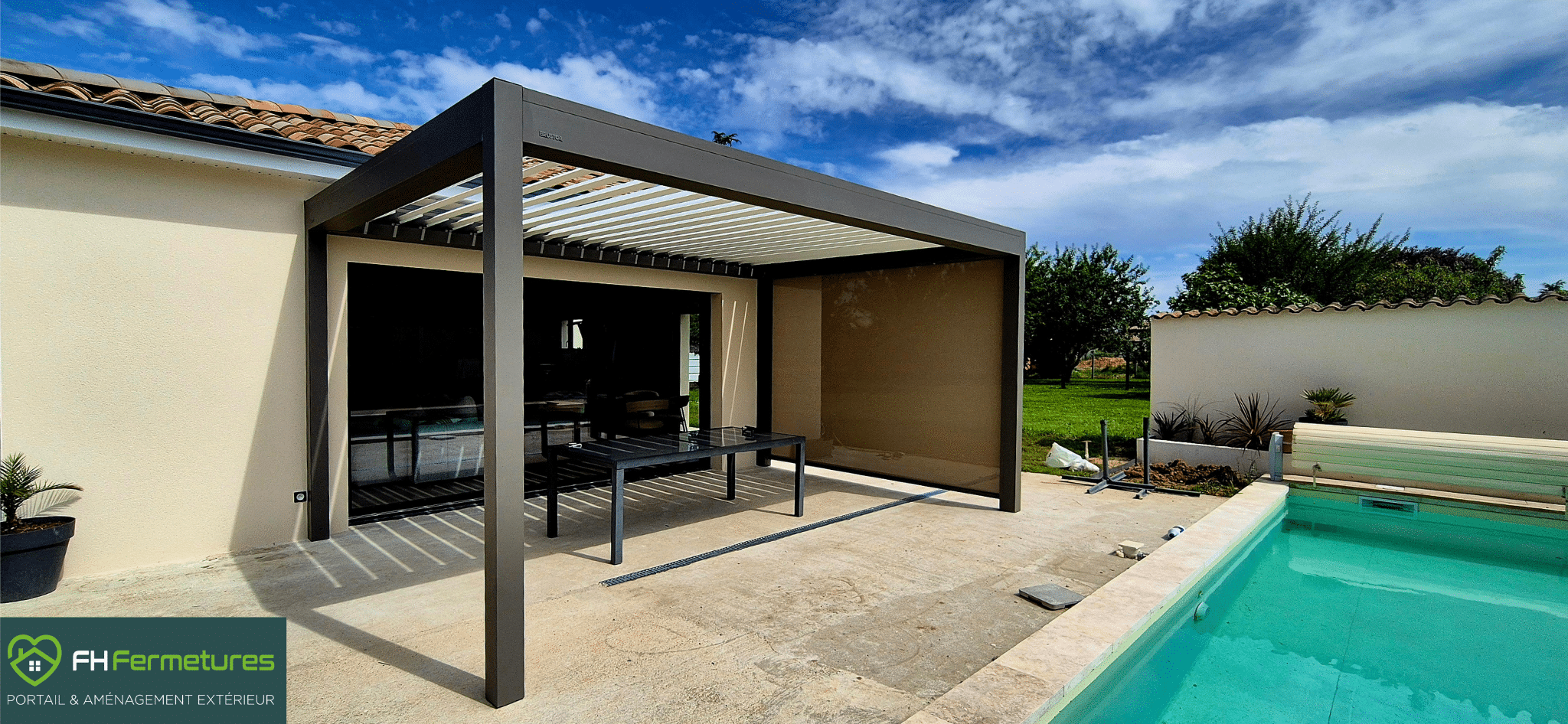 Pergola bioclimatique à Crèches-Sur-Saône
