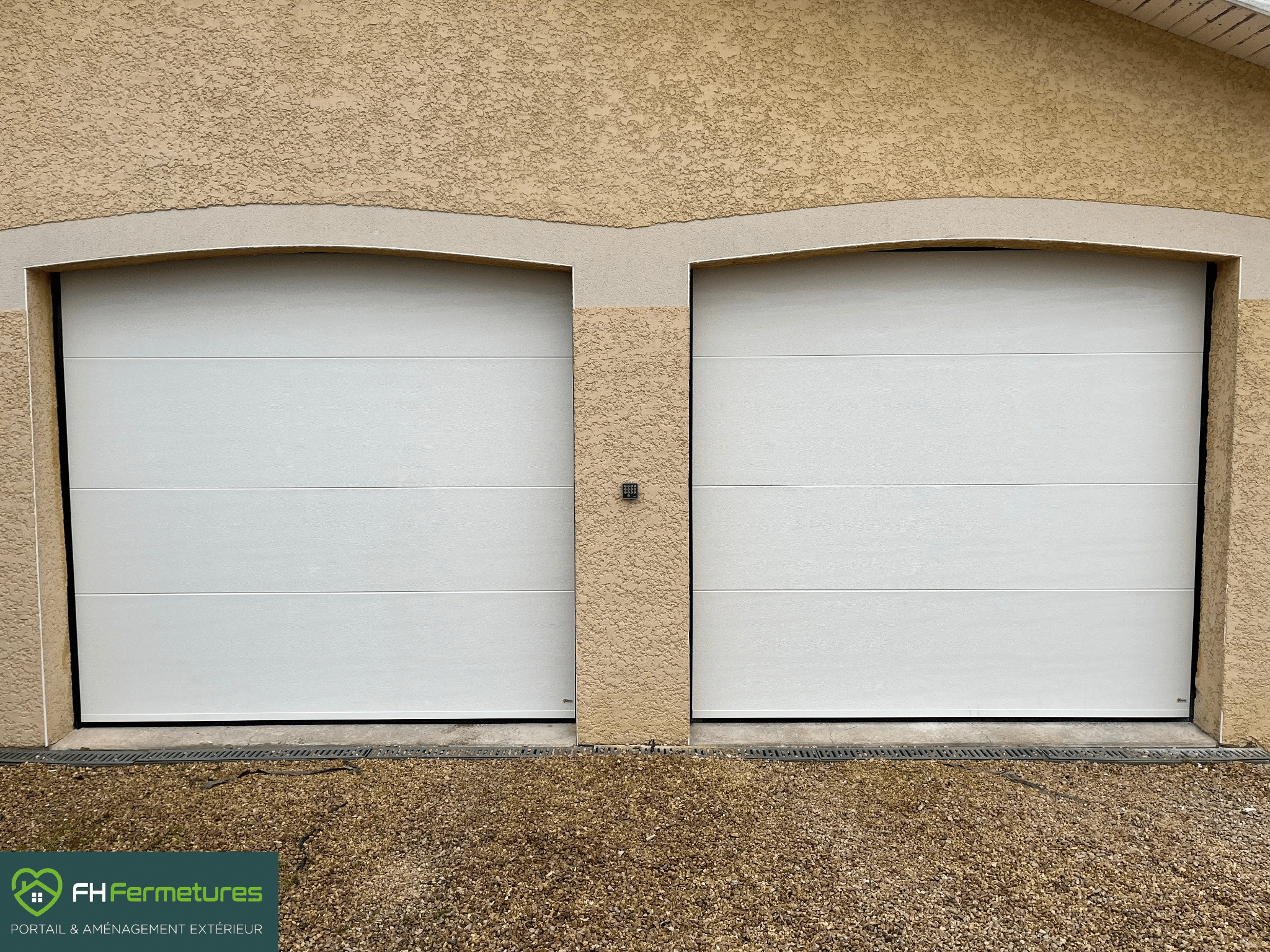 Portes de garage à Massieux