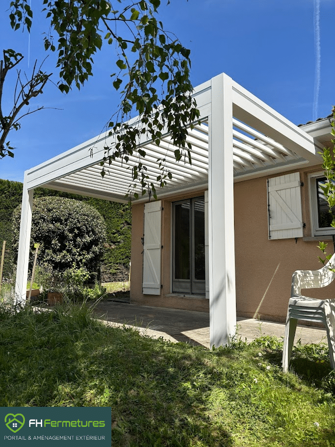 Installation d'une pergola bioclimatique à Saint andré de corcy