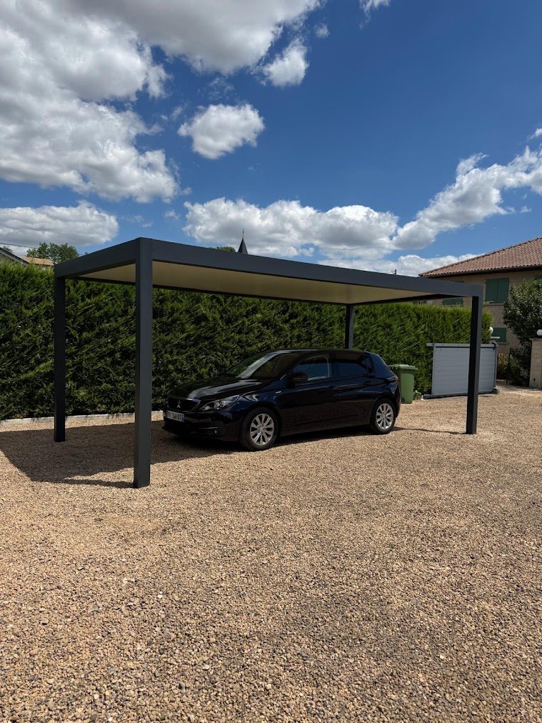 CARPORT