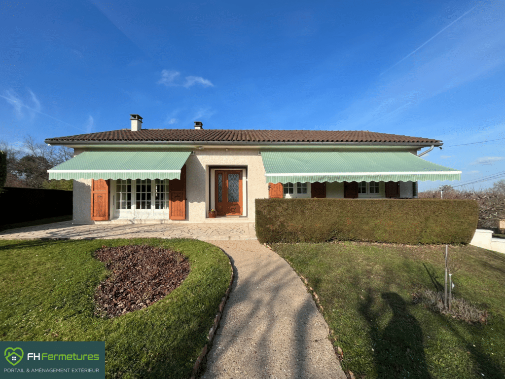 FH Fermetures | Ré-entoilage store banne à Crèches sur Saône